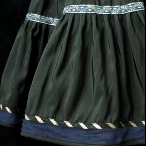 Moresca Carnival Skirt in Navy